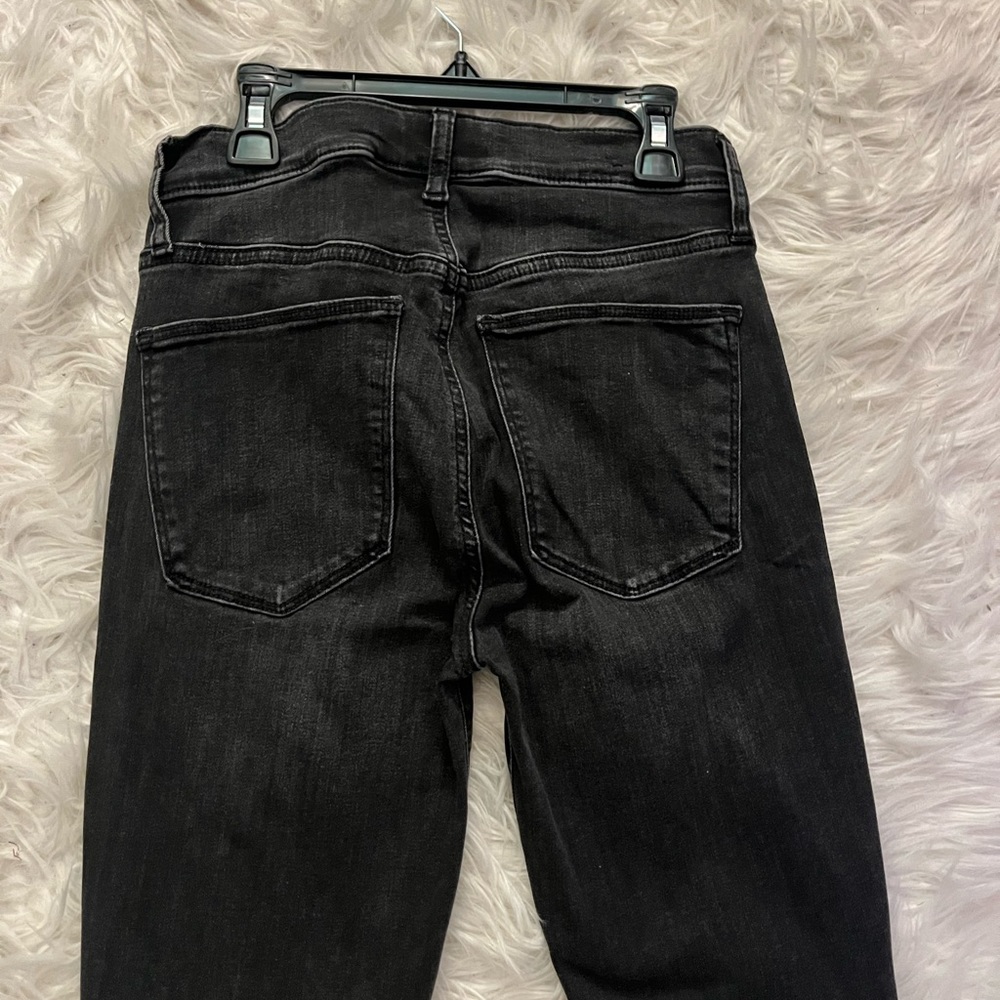 Black GAP skinny jeans